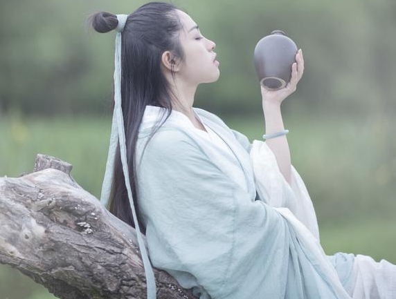 刘伶：竹林七贤中混得最差，但是活的最潇洒
