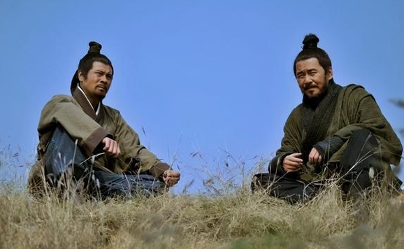 陈宫为什么宁愿和吕布一起死，也不愿投降曹操？