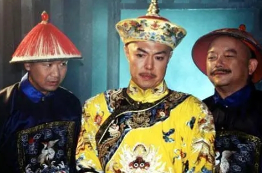 明明是皇子、皇孙没去上课，乾隆为什么处罚了老师刘墉？