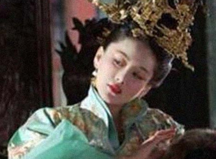 探索宋徽宗第二任皇后显肃皇后的生平，史书中是如何介绍她的？