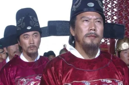明朝开国六公爵之首的李善长，为何也难逃被朱元璋清算的命运？