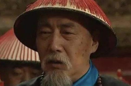 张廷玉一个得宠康雍两朝的汉族重臣，为什么会死在乾隆手上？真相是什么