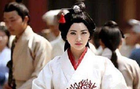 邓太后在东汉是什么地位