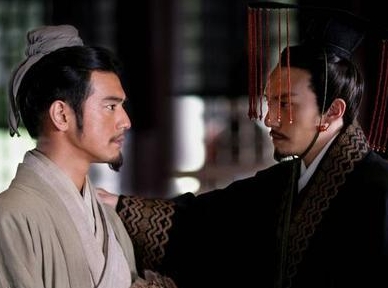 三国历史_周瑜在孙策身亡之后为什么没有自立为王