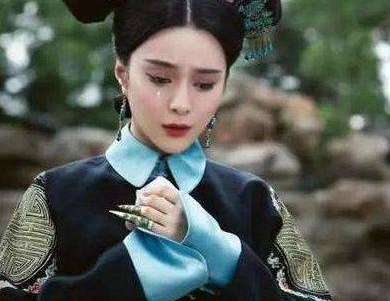 瓜尔佳幼兰为什么会自杀