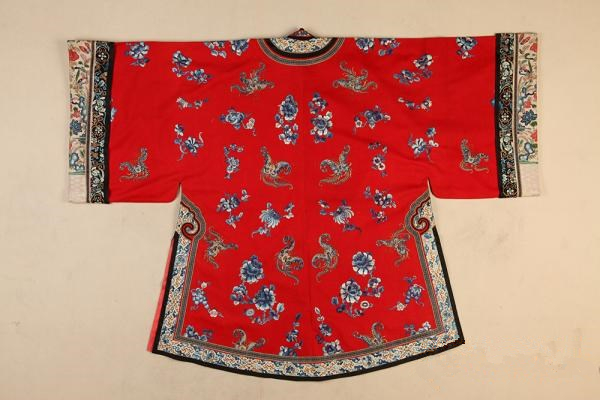 清末女性到底穿怎样的旗服