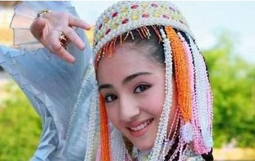 历史上真的有香妃这个人吗，乾隆对她怎样？