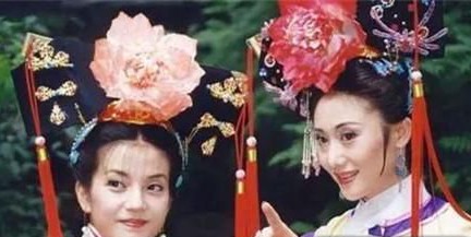 她死后二十年被追封为皇后，一生充满传奇