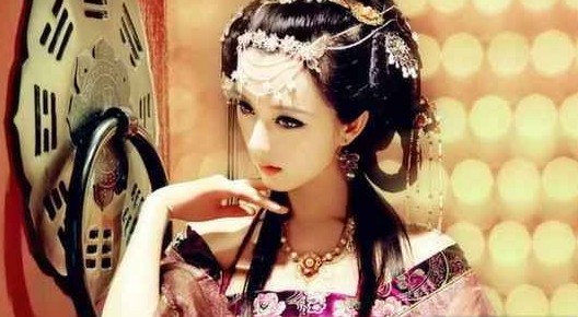 细数三国时期曹操的三代儿媳妇，为何均不得善终