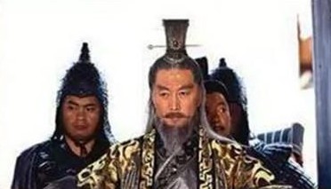 他一生有7个女儿，竟然有三个女婿都是皇帝