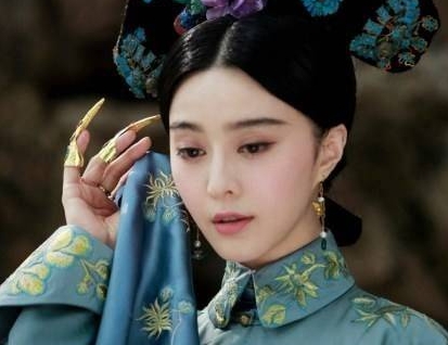 瓜尔佳幼兰为什么会自杀 瓜尔佳幼兰为什么会自杀