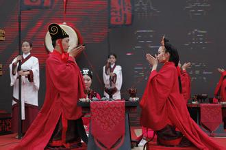 交杯酒习俗始于周代