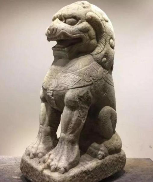 文史知识_古代镇宅为什么放石狮子？石狮子的起源和故事！