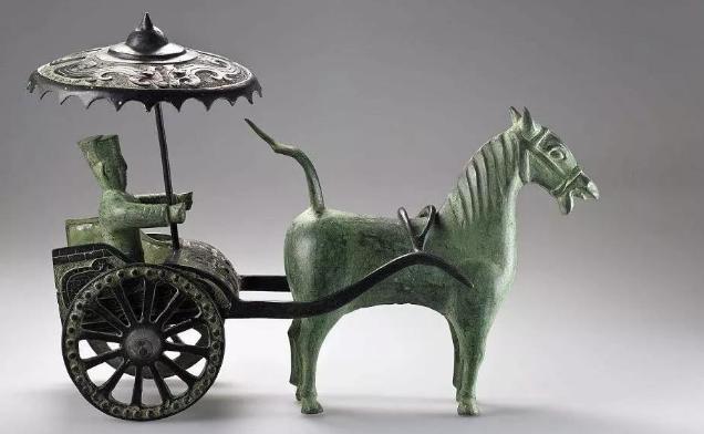 文史百科_古代战车作为武器威力有多大?24米高的战车如何打仗?